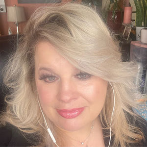 Meet your Posher, Staci